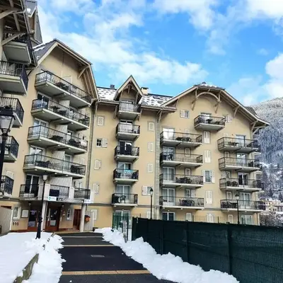 Apartment Le Grand Panorama 412 by Interhome