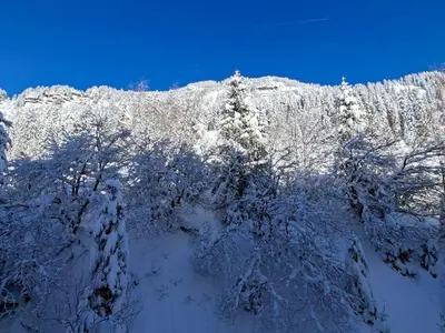 an aerial view of a snow covered mountain at Studio confortable proche des pistes, idéal pour 4 personnes - FR-1-425-182 in Flaine