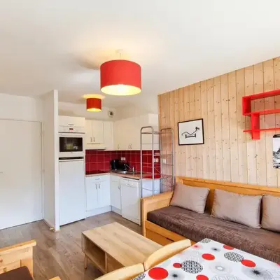 Appartement confortable avec balcon et parking couvert - FR-1-425-143
