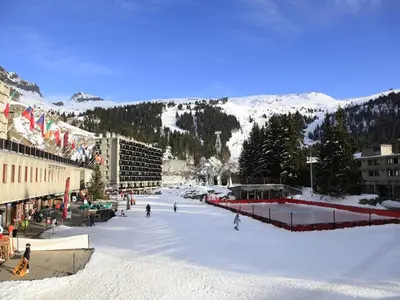 a group of people skiing down a snow covered slope at Flaine, 3 pièces, 8 pers, près des pistes, vue domaine skiable - FR-1-687-83 in Arâches-la-Frasse