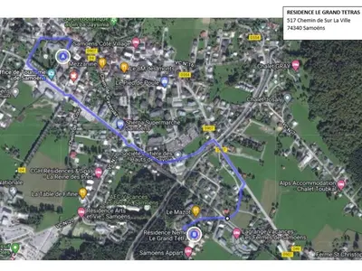 a map of a city with blue and yellow dots at Appartement lumineux avec piscine et parking près du centre - FR-1-624-125 in Samoëns