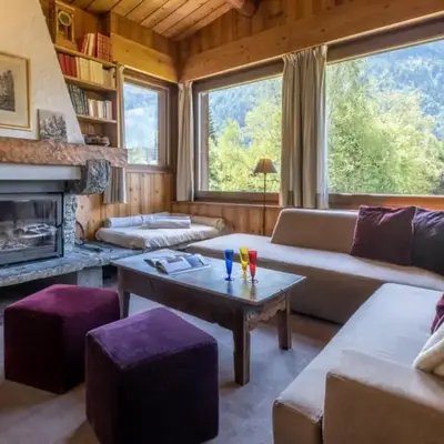 Chalet de l'aiguille with view on Mont Blanc